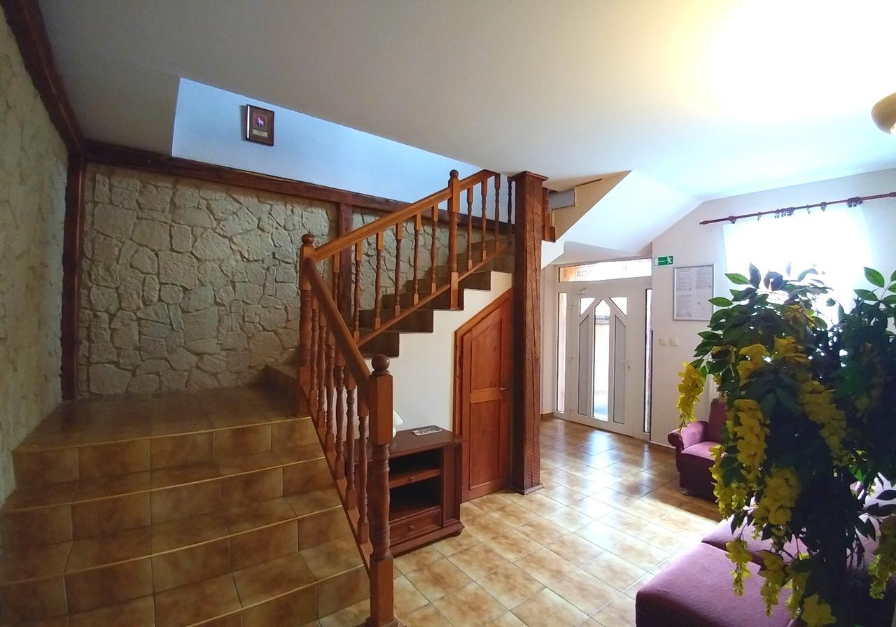 Pod Hradom Restaurant & Pension Topolcany Ngoại thất bức ảnh