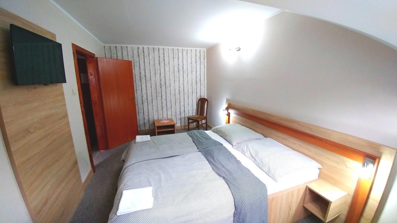 Pod Hradom Restaurant & Pension Topolcany Ngoại thất bức ảnh